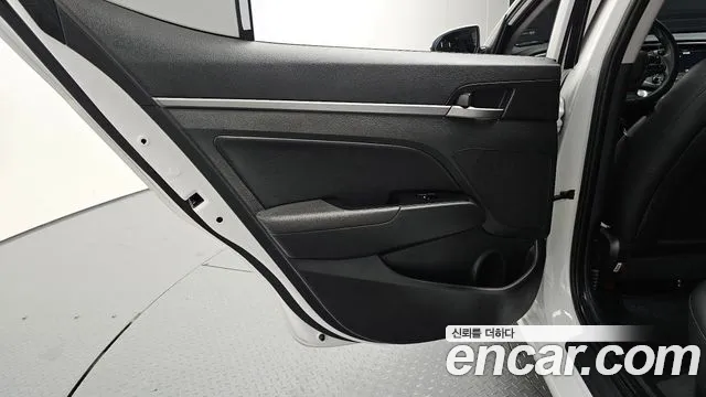 2018 Hyundai Avante AD 1.6 GDI Value Plus Sold VIN KMHD641DBJU424275 – photo 26