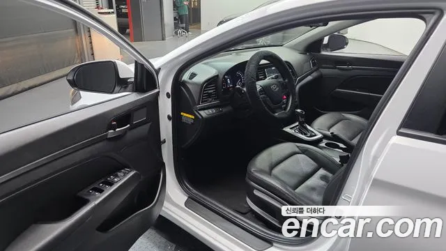 2018 Hyundai Avante AD 1.6 GDI Value Plus Sold VIN KMHD641DBJU424963 – photo 13