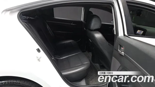 2018 Hyundai Avante AD 1.6 GDI Value Plus Sold VIN KMHD641DBJU434765 – rear exterior