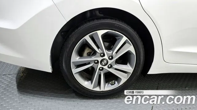 2018 Hyundai Avante AD 1.6 GDI Value Plus Sold VIN KMHD641DBJU437890 – photo 19