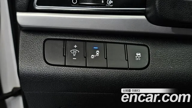 2018 Hyundai Avante AD 1.6 GDI Value Plus Sold VIN KMHD641DBJU439605 – dashboard 2018 Hyundai Avante AD 1.6 GDI Value Plus Sold VIN KMHD641DBJU439605 – dashboard