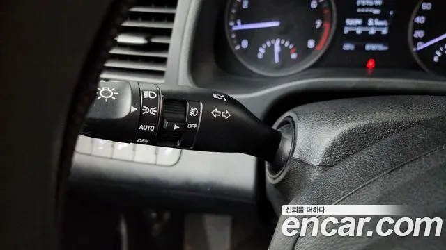 2018 Hyundai Avante AD 1.6 GDI Value Plus Sold VIN KMHD641DBJU448500 – dashboard