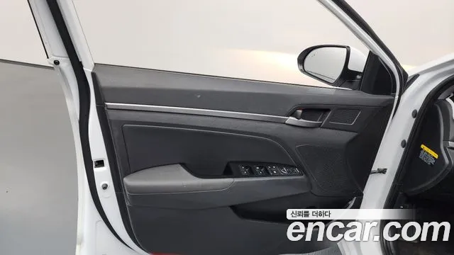 2018 Hyundai Avante AD 1.6 GDI Value Plus Sold VIN KMHD641DBJU448500 – photo 20