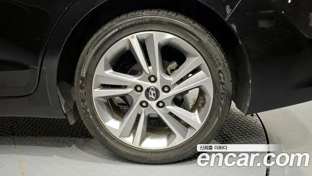 2018 Hyundai Avante AD 1.6 GDI Value Plus Sold VIN KMHD641DBJU484416 – undercarriage