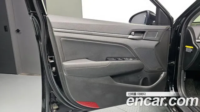 2018 Hyundai Avante AD 1.6 GDI Value Plus Sold VIN KMHD641DBJU484416 – photo 12
