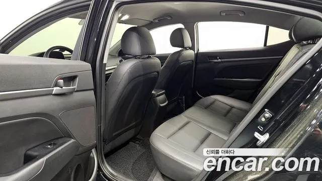 2018 Hyundai Avante AD 1.6 GDI Value Plus Sold VIN KMHD641DBJU484416 – photo 17