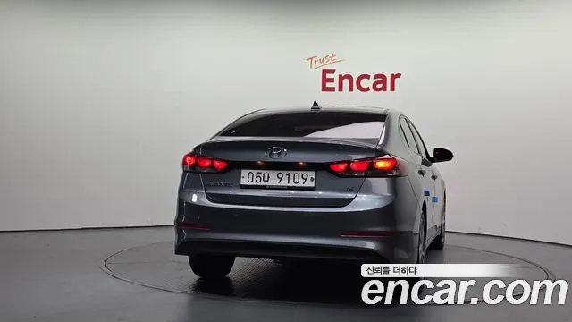 2018 Hyundai Avante AD 1.6 GDI Value Plus Sold VIN KMHD641DBJU491474 – exterior detail 2018 Hyundai Avante AD 1.6 GDI Value Plus Sold VIN KMHD641DBJU491474 – exterior detail