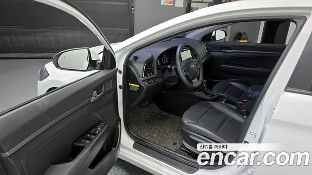 2018 Hyundai Avante AD 1.6 GDI Value Plus Sold VIN KMHD641DBJU494273 – photo 27