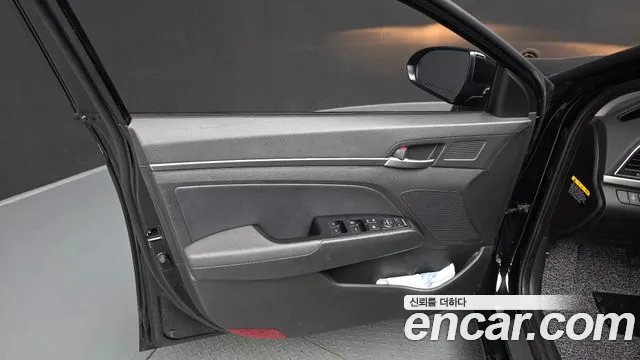 2018 Hyundai Avante AD 1.6 GDI Value Plus Sold VIN KMHD641DBJU495664 – photo 19