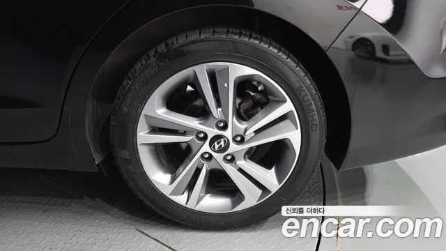 2018 Hyundai Avante AD 1.6 GDI Value Plus Sold VIN KMHD641DBJU495664 – photo 23