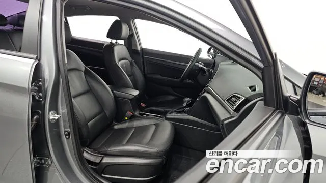 2018 Hyundai Avante AD 1.6 GDI Value Plus Sold VIN KMHD641DBJU508810 – photo 13 2018 Hyundai Avante AD 1.6 GDI Value Plus Sold VIN KMHD641DBJU508810 – photo 13
