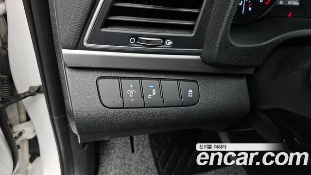 2018 Hyundai Avante AD 1.6 GDI Value Plus Sold VIN KMHD641DBJU513894 – undercarriage