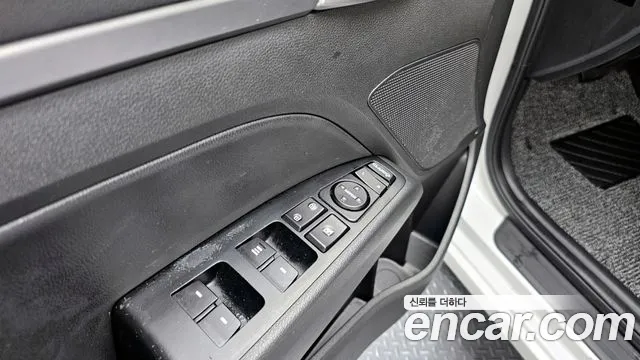 2018 Hyundai Avante AD 1.6 GDI Value Plus Sold VIN KMHD641DBJU523807 – photo 11 2018 Hyundai Avante AD 1.6 GDI Value Plus Sold VIN KMHD641DBJU523807 – photo 11