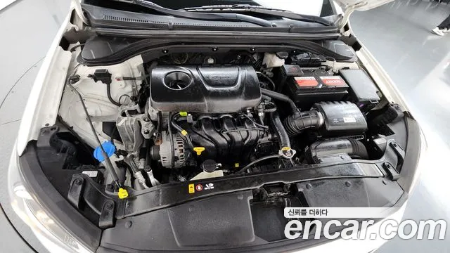 2018 Hyundai Avante AD 1.6 GDI Value Plus Sold VIN KMHD641DBJU525955 – photo 14 2018 Hyundai Avante AD 1.6 GDI Value Plus Sold VIN KMHD641DBJU525955 – photo 14