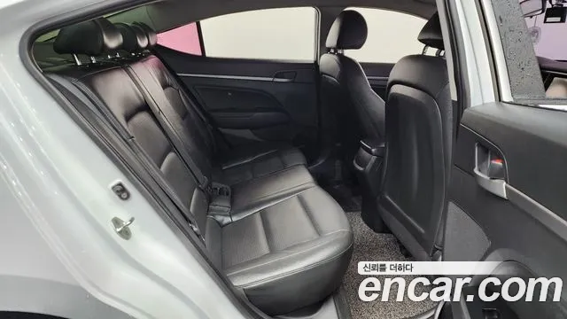 2018 Hyundai Avante AD 1.6 GDI Value Plus Sold VIN KMHD641DBJU535292 – rear exterior