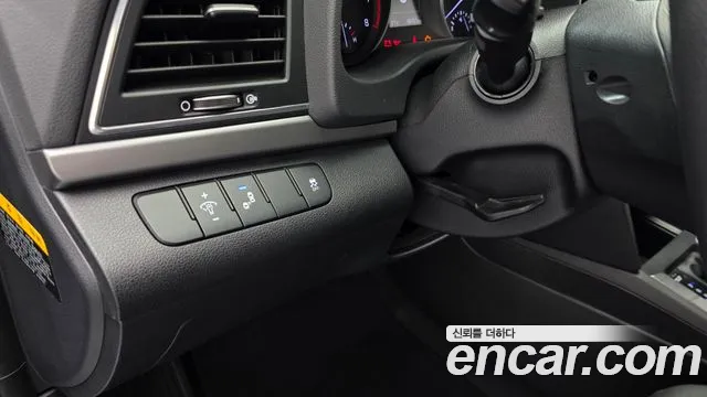 2018 Hyundai Avante AD 1.6 GDI Value Plus Sold VIN KMHD641DBJU557258 – photo 13