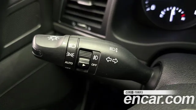 2018 Hyundai Avante Ad 1.6 Gdi Value Plus Sold VIN KMHD641DBJU574717 – front exterior