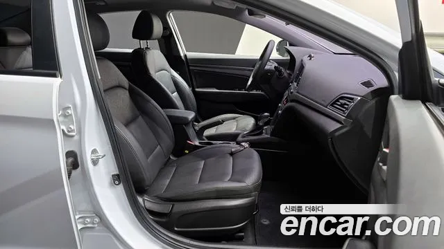 2018 Hyundai Avante AD 1.6 GDI Value Plus Sold VIN KMHD641DBJU605143 – photo 18