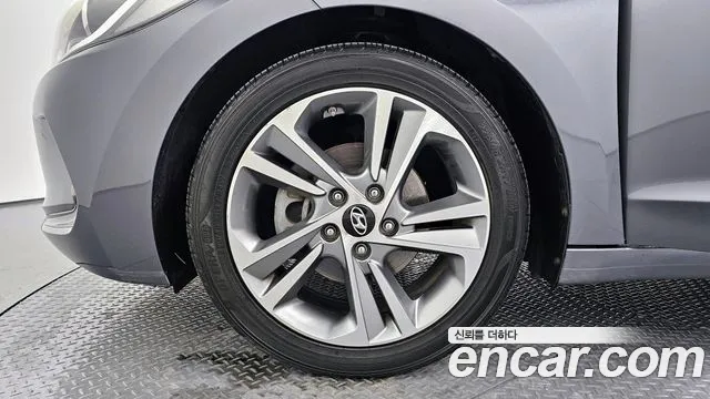 2018 Hyundai Avante AD 1.6 GDI Value Plus Sold VIN KMHD641DBJU607389 – photo 12
