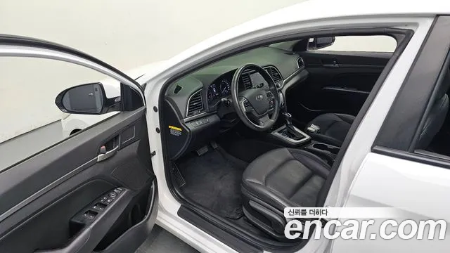 2018 Hyundai Avante AD 1.6 GDI Value Plus Sold VIN KMHD641DBJU608907 – rear exterior 2018 Hyundai Avante AD 1.6 GDI Value Plus Sold VIN KMHD641DBJU608907 – rear exterior