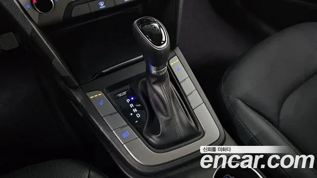 2018 Hyundai Avante AD 1.6 GDI Value Plus Sold VIN KMHD641DBJU609805 – rear exterior