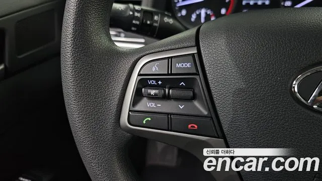 2018 Hyundai Avante AD 1.6 GDI Value Plus Sold VIN KMHD641DBJU609805 – photo 19