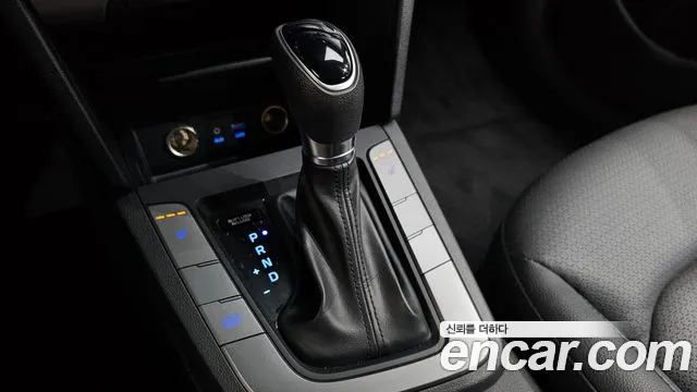 2018 Hyundai Avante AD 1.6 GDI Value Plus Sold VIN KMHD641DBJU633337 – dashboard
