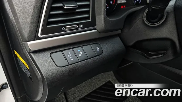 2018 Hyundai Avante AD 1.6 GDI Value Plus Sold VIN KMHD641DBJU640611 – photo 16