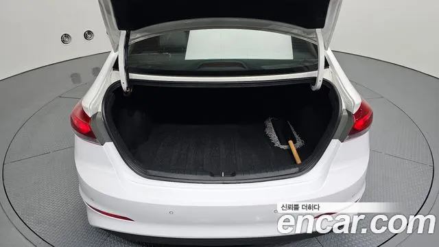 2018 Hyundai Avante AD 1.6 GDI Value Plus Sold VIN KMHD641DBJU640611 – photo 30