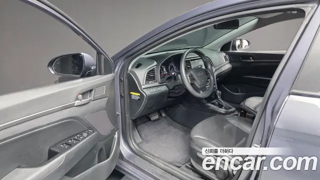 2018 Hyundai Avante AD 1.6 GDI Value Plus Sold VIN KMHD641DBJU673868 – photo 18