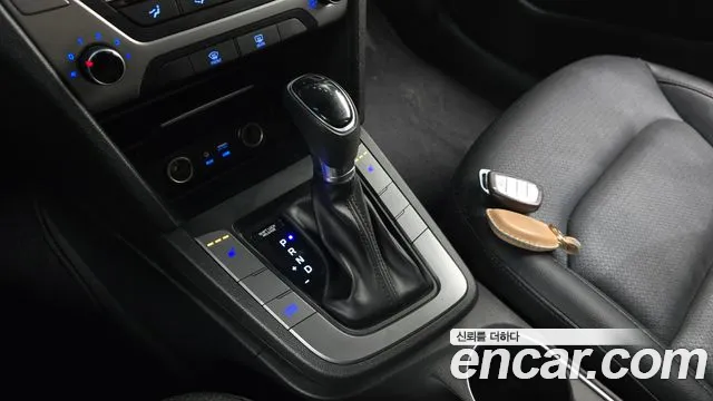 2018 Hyundai Avante AD 1.6 GDI Value Plus Sold VIN KMHD641DBJU689582 – photo 18