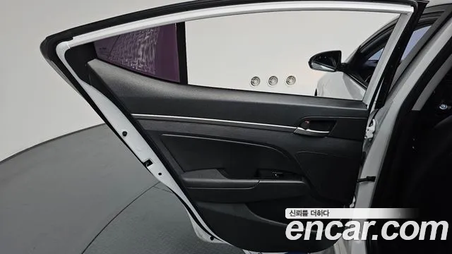 2018 Hyundai Avante AD 1.6 GDI Value Plus Sold VIN KMHD641DBJU695910 – photo 11