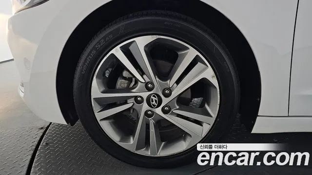 2018 Hyundai Avante AD 1.6 GDI Value Plus Sold VIN KMHD641DBJU695910 – photo 16