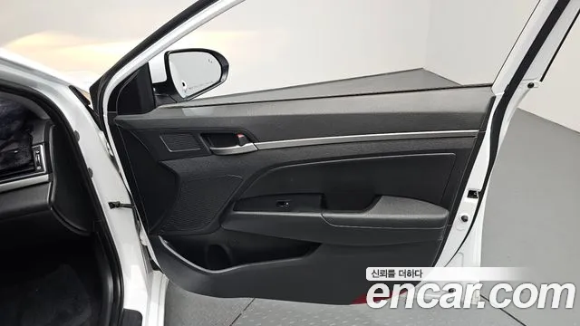 2018 Hyundai Avante AD 1.6 GDI Value Plus Sold VIN KMHD641DBJU695910 – photo 23