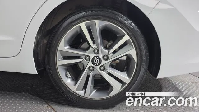 2018 Hyundai Avante AD 1.6 GDI Value Plus Sold VIN KMHD641DBJU708881 – interior seats