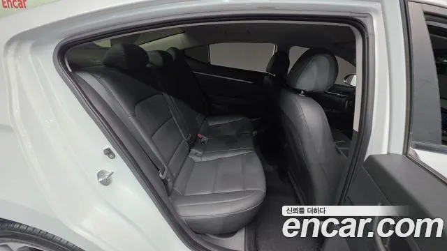 2018 Hyundai Avante AD 1.6 GDI Value Plus Sold VIN KMHD641DBJU708881 – photo 16