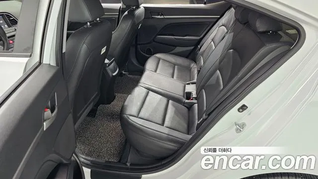 2018 Hyundai Avante AD 1.6 GDI Value Plus Sold VIN KMHD641DBJU745467 – photo 30
