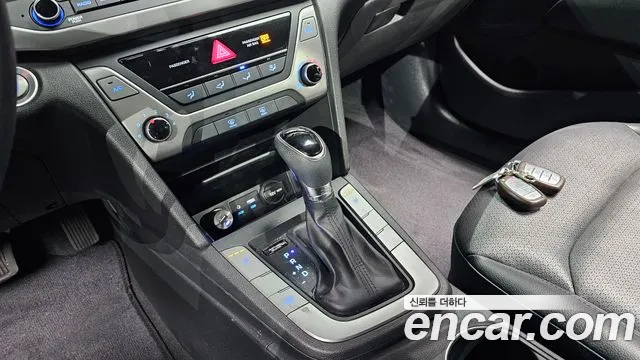 2018 Hyundai Avante AD 1.6 GDI Value Plus Sold VIN KMHD641DBJU752078 – interior seats