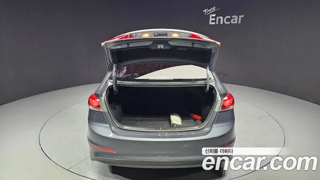 2018 Hyundai Avante AD 1.6 GDI Value Plus Sold VIN KMHD641DBJU752078 – photo 18