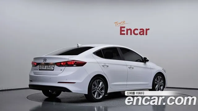 2018 Hyundai Avante Ad 1.6 Gdi Value Plus Sold VIN KMHD641DBJU764791 – front exterior