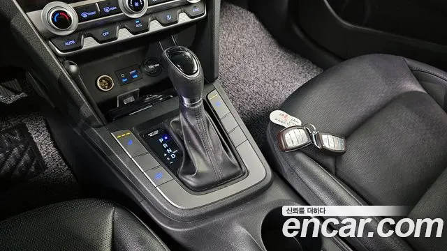 2019 Hyundai The New Avante AD 1.6 Sold VIN KMHD641EEKU770767 – exterior detail
