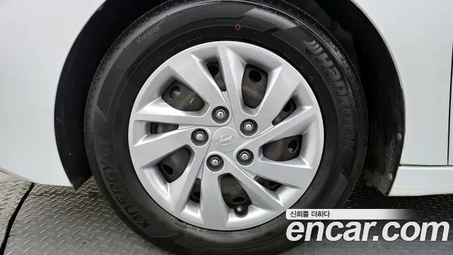 2019 Hyundai The New Avante AD 1.6 VIN KMHD641EEKU778899