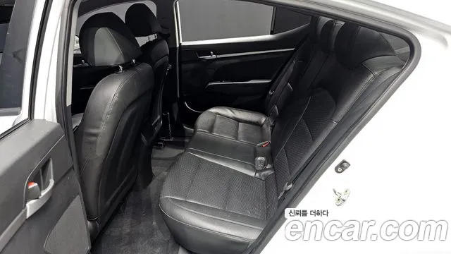 2019 Hyundai The New Avante Ad 1.6 Sold VIN KMHD641EEKU790026 – front exterior