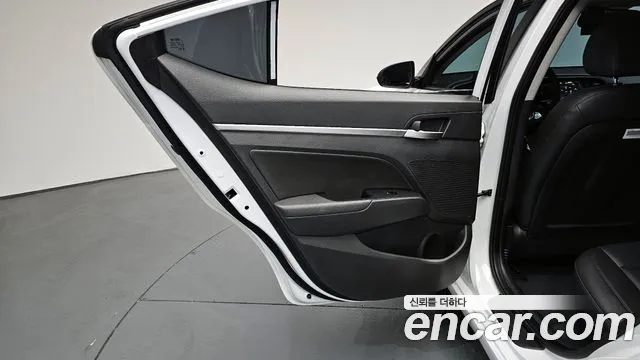 2019 Hyundai The New Avante AD 1.6 Sold VIN KMHD641EEKU807749 – interior seats