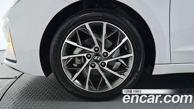 2019 Hyundai The New Avante AD 1.6 Sold VIN KMHD641EEKU807749 – odometer reading