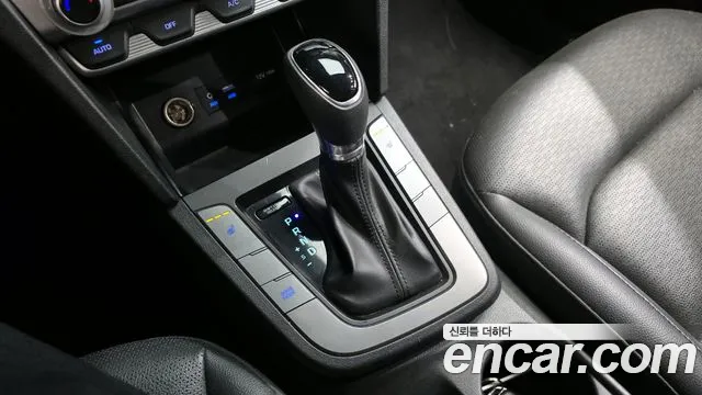 2019 Hyundai The New Avante AD 1.6 Sold VIN KMHD641EEKU828384 – photo 11