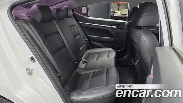 2019 Hyundai The New Avante AD 1.6 Sold VIN KMHD641EEKU829829 – photo 18 2019 Hyundai The New Avante AD 1.6 Sold VIN KMHD641EEKU829829 – photo 18