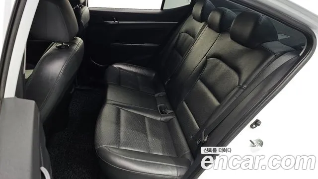 2019 Hyundai The New Avante AD 1.6 Sold VIN KMHD641EEKU834369 – undercarriage