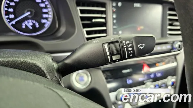 2019 Hyundai The New Avante AD 1.6 Sold VIN KMHD641EEKU838723 – trunk area 2019 Hyundai The New Avante AD 1.6 Sold VIN KMHD641EEKU838723 – trunk area