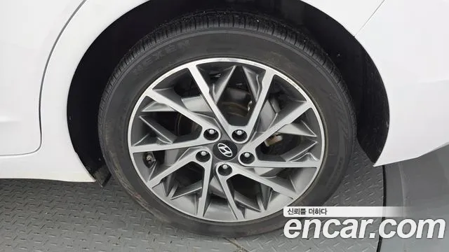 2019 Hyundai The New Avante AD 1.6 VIN KMHD641EEKU869577
